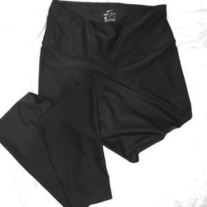 NWOT Nike full length leggings